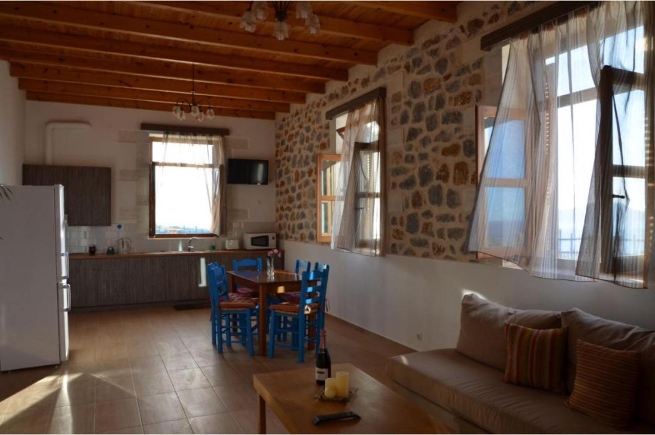 Stone I In Petres Villa Petres (Rethymno)